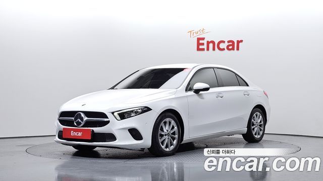 Mercedes-Benz A-Class (W177) A220 Sedan 2020 — фото 1