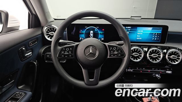 Mercedes-Benz A-Class (W177) A220 Sedan 2020 — фото 17