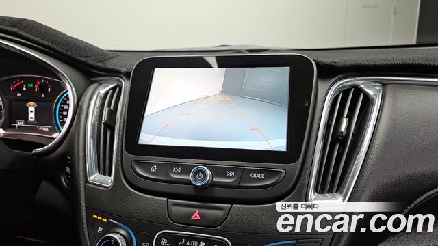 Chevrolet Malibu 2.0 Turbo LTZ Premium 2017 — фото 16