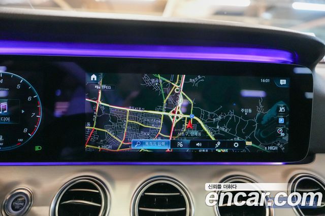 Mercedes-Benz E-Class (W213) E250 Avantgarde 2021 — фото 15