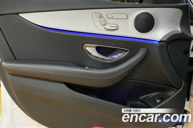 Mercedes-Benz E-Class (W213) E250 Avantgarde 2021 — фото 22