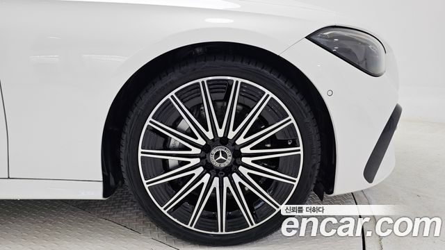 Mercedes-Benz CLE-Class (C236) CLE450 4MATIC Coupe 2025 — фото 5