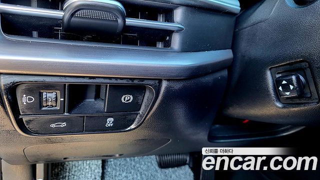 Hyundai Grandeur (GN7) 3.5 LPG 2WD (Taxi) Deluxe 2025 — фото 16