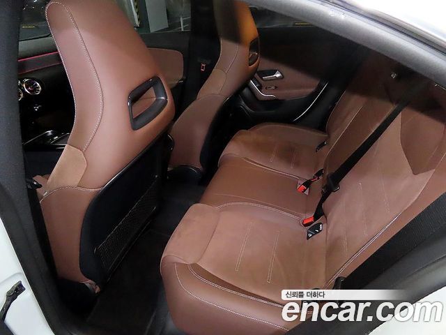 Mercedes-Benz CLA-Class (C118) CLA250 4MATIC 2024 — фото 8