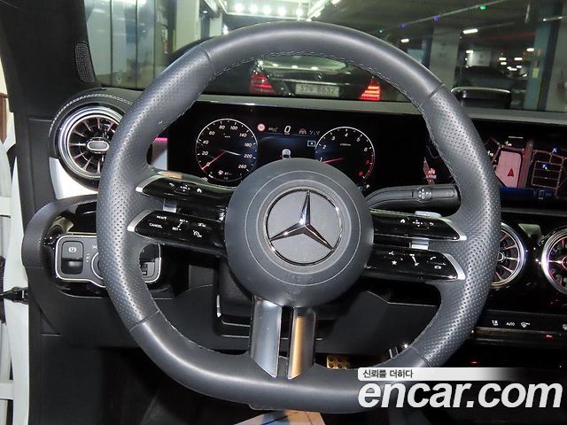 Mercedes-Benz CLA-Class (C118) CLA250 4MATIC 2024 — фото 9