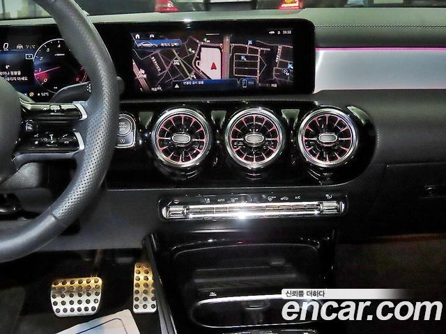 Mercedes-Benz CLA-Class (C118) CLA250 4MATIC 2024 — фото 15
