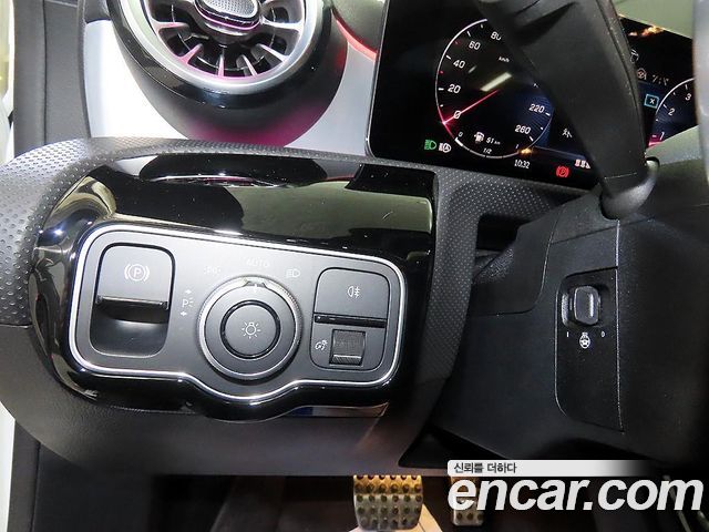 Mercedes-Benz CLA-Class (C118) CLA250 4MATIC 2024 — фото 19
