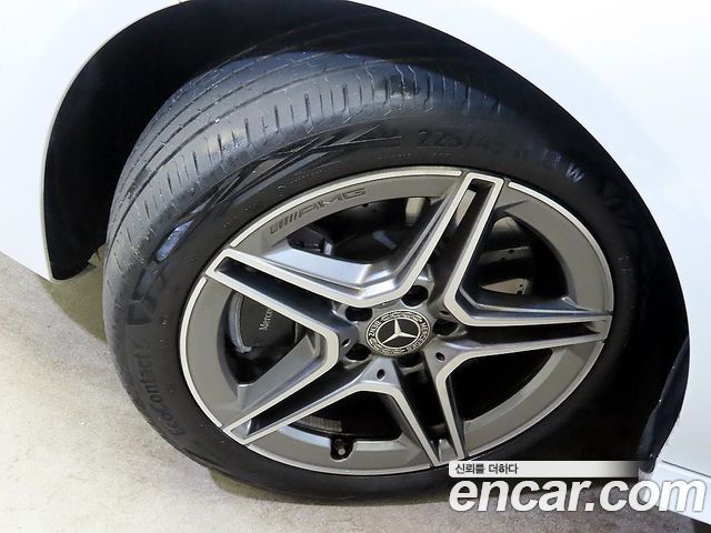 Mercedes-Benz CLA-Class (C118) CLA250 4MATIC 2024 — фото 24