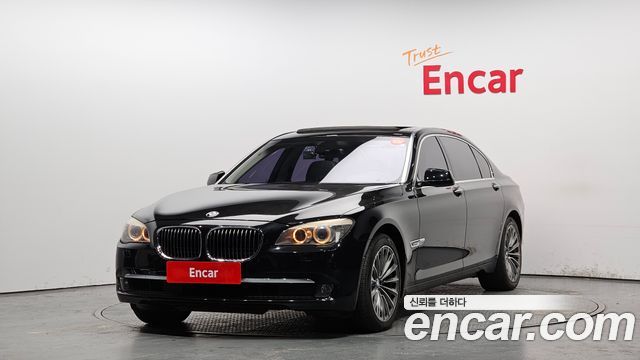 BMW 7 Series (F01) 750Li xDrive