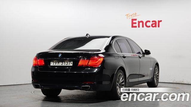 BMW 7 Series (F01) 750Li xDrive 2012 — фото 2
