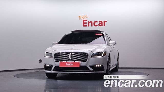 Lincoln Continental (X) 3.0 Presidential AWD 2017 — фото 3