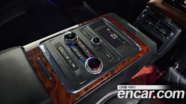 Lincoln Continental (X) 3.0 Presidential AWD 2017 — фото 18