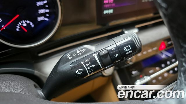 Kia Carnival (IV) Diesel 9-Seater Prestige 2023 — фото 17