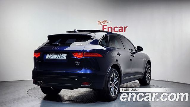 Jaguar F-PACE 20d R-Sport 2017 — фото 2