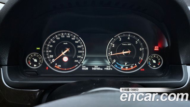 BMW 5 Series (F10) 528i xDrive M Aero Dynamic 2016 — фото 8