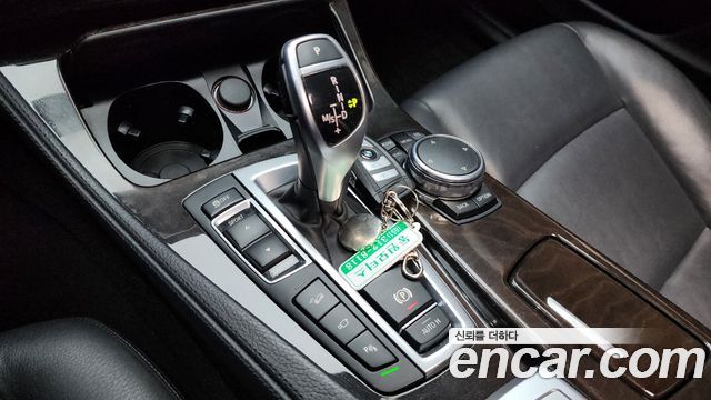 BMW 5 Series (F10) 528i xDrive M Aero Dynamic 2016 — фото 9