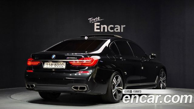 BMW 7 Series (G11) M760Li xDrive 2017 — фото 2