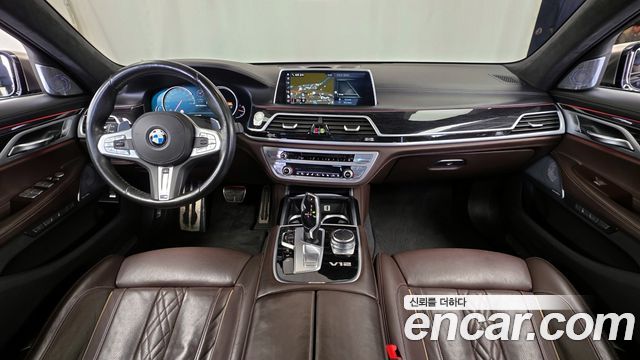 BMW 7 Series (G11) M760Li xDrive 2017 — фото 7