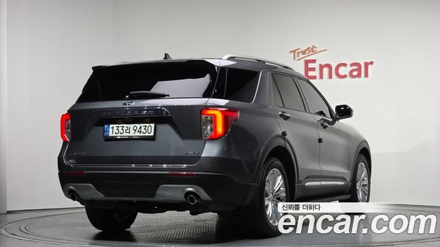 Ford Explorer (VI) 2.3 LimIted 4WD 2021 — фото 2