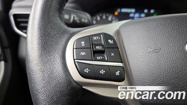 Ford Explorer (VI) 2.3 LimIted 4WD 2021 — фото 18
