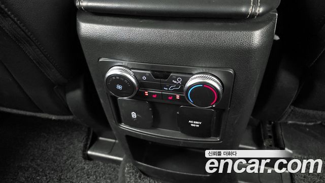 Ford Explorer (VI) 2.3 LimIted 4WD 2021 — фото 19