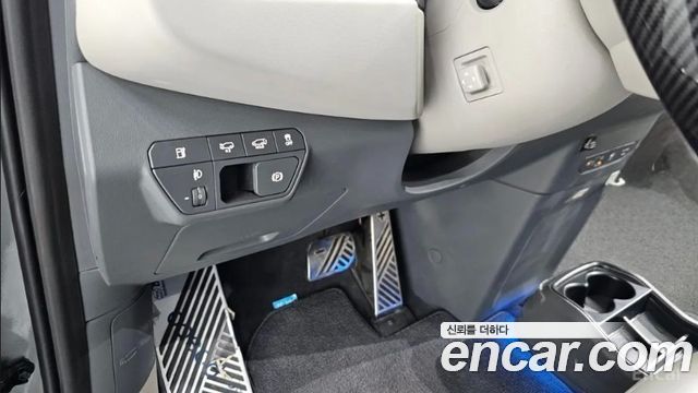 Kia EV9 Long Range 4WD Earth 2024 — фото 18