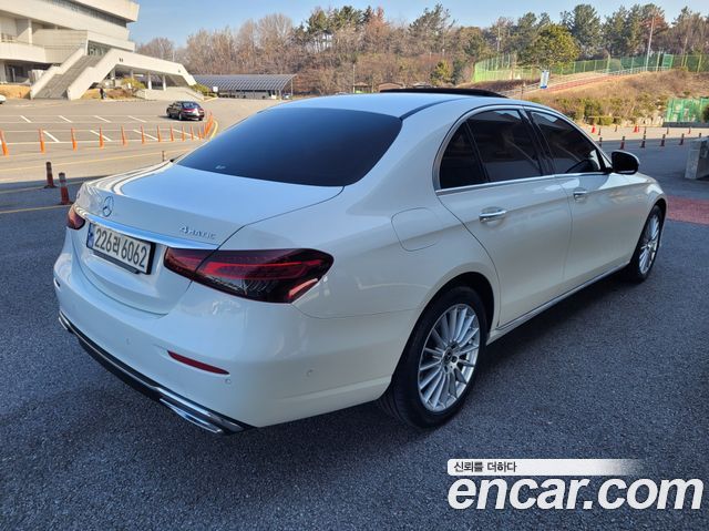 Mercedes-Benz E-Class (W213) E250 Exclusive 2022 — фото 2