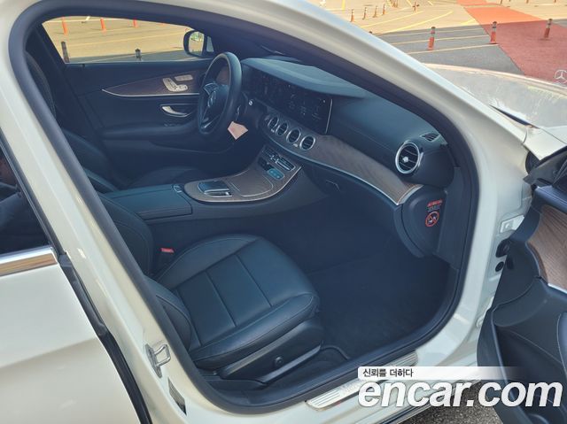 Mercedes-Benz E-Class (W213) E250 Exclusive 2022 — фото 17