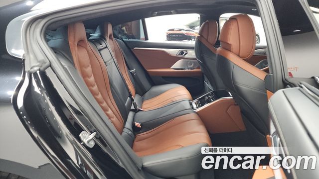 BMW 8 Series (G15) M850i xDrive Gran Coupe 2023 — фото 16