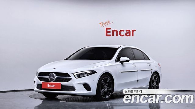 Mercedes-Benz A-Class (W177) A250 4MATIC Sedan 2020 — фото 1