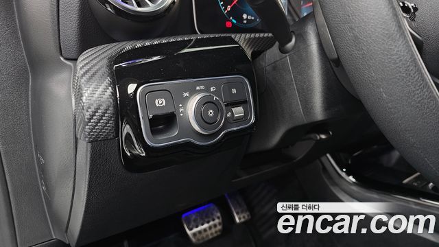 Mercedes-Benz A-Class (W177) A250 4MATIC Sedan 2020 — фото 15