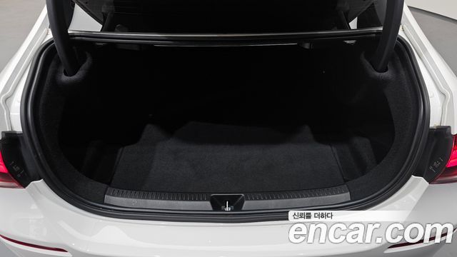 Mercedes-Benz A-Class (W177) A250 4MATIC Sedan 2020 — фото 20