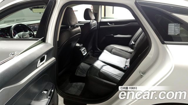 Kia K5 (III) 2.0 LPI(Renter car) Strandard 2022 — фото 11