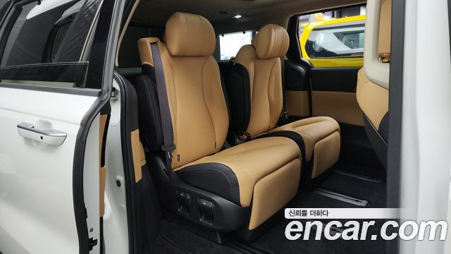 Kia Carnival (IV) Gasoline 7-Seater Signature 2023 — фото 12