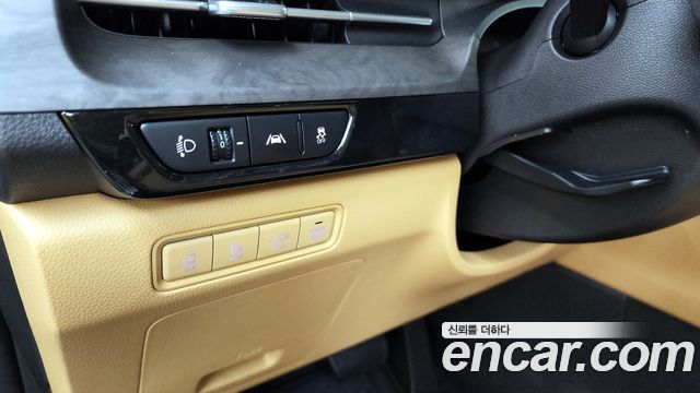 Kia Carnival (IV) Gasoline 7-Seater Signature 2023 — фото 16