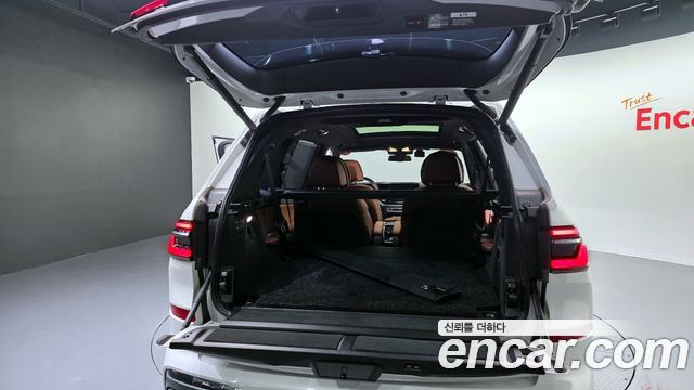 BMW X7 (G07) xDrive 40i M Sport 6STR 2024 — фото 20