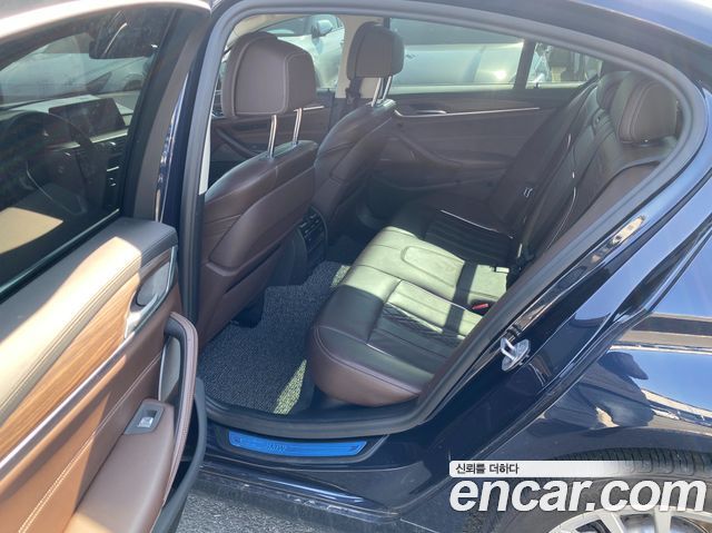 BMW 5 Series (G30) 520i Luxury 2020 — фото 18