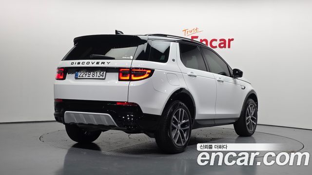Land Rover Discovery Sport (II) P250 Dynamic SE 2025 — фото 2