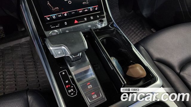 Audi Q8 (4M) 45 TDI Quattro Premium 2020 — фото 9