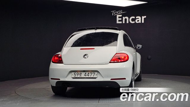 Volkswagen Beetle 2.0 TDI 3rd 2015 — фото 4