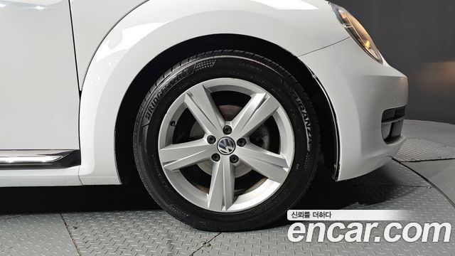 Volkswagen Beetle 2.0 TDI 3rd 2015 — фото 5