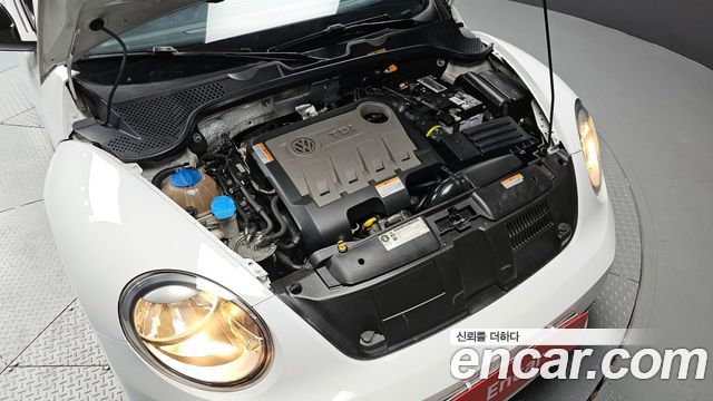 Volkswagen Beetle 2.0 TDI 3rd 2015 — фото 6