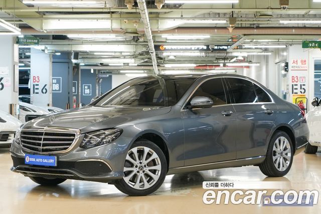 Mercedes-Benz E-Class (W213) E300 4MATIC Exclusive 2019 — фото 1