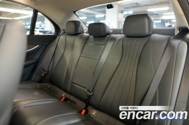 Mercedes-Benz E-Class (W213) E300 4MATIC Exclusive 2019 — фото 15