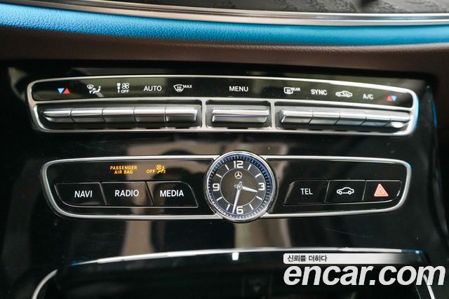 Mercedes-Benz E-Class (W213) E300 4MATIC Exclusive 2019 — фото 19