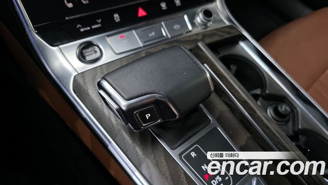 Audi A6 (C8) 45 TFSI Premium 2023 — фото 9
