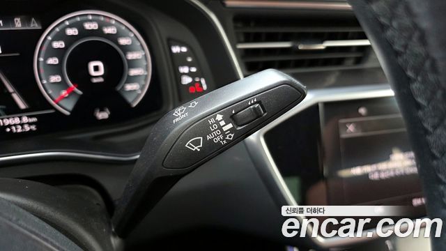 Audi A6 (C8) 45 TFSI Premium 2023 — фото 16