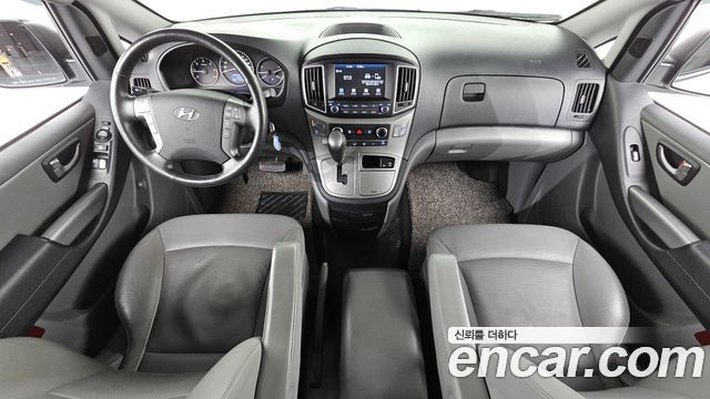 Hyundai Grand Starex Van 5-Seater Modern 2021 — фото 7