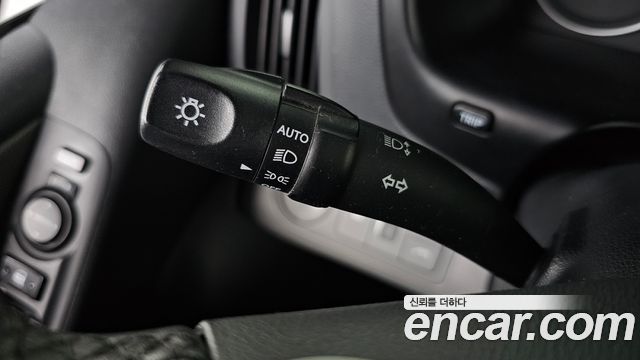 Hyundai Grand Starex Van 5-Seater Modern 2021 — фото 15