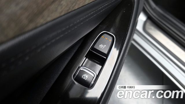Kia K8 2.5 Gasoline 2WD Noblesse 2022 — фото 19